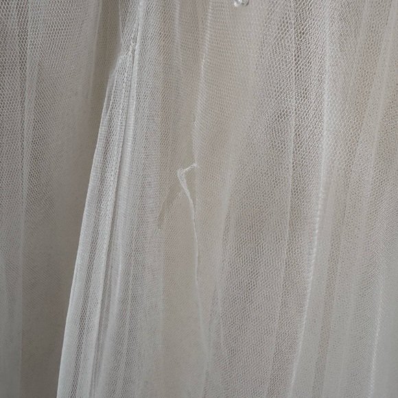 MIRA ZWILLINGER Wedding Dress ~ FLAW see last photos $10,000 Dress - Picture 16 of 16